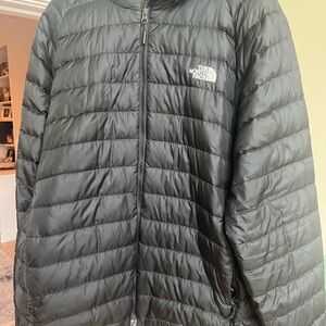 Men’s North Face black puffer coat XXL with hood